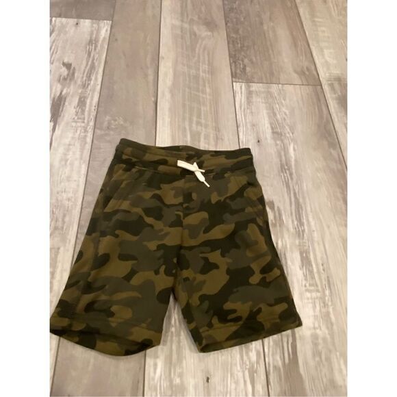 Old Navy boys, camo and whale shorts size XS 5 - Picture 7 of 11